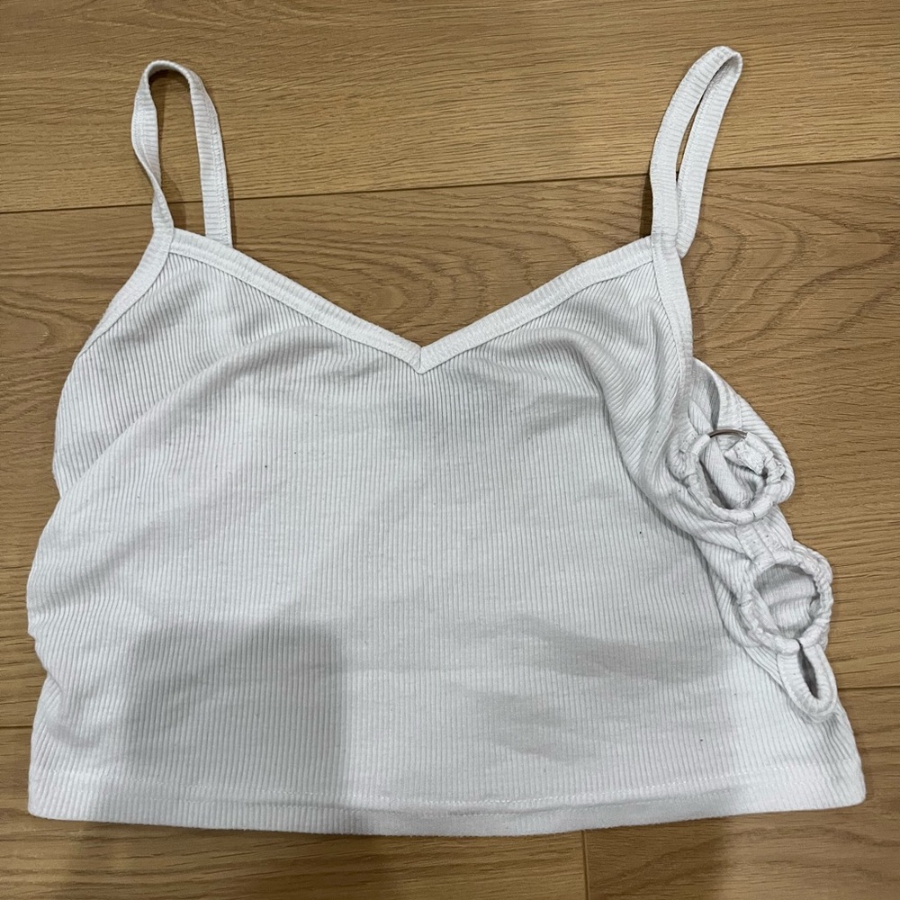 Forever 21 tank top, white color, has two rings on the side (pictured)